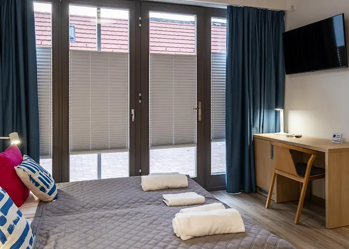 Stadium Panzio לינה וארוחת בוקר 3*